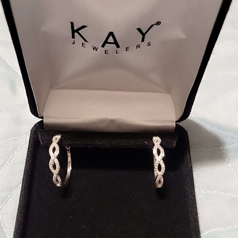 Kay Jewelers Hoop earrings